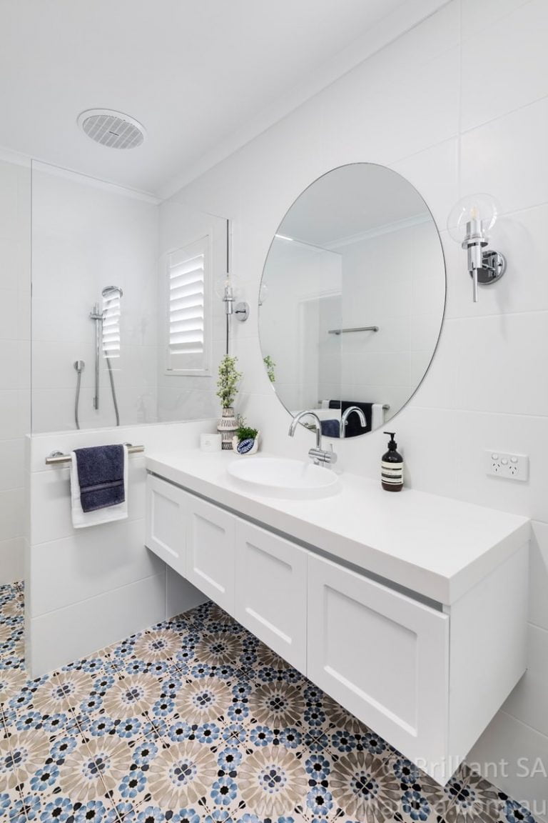 HAMPTONS TRANSFORMATION HOME RENOVATION Brilliant SA   2204 Bathroom 6 768x1152 