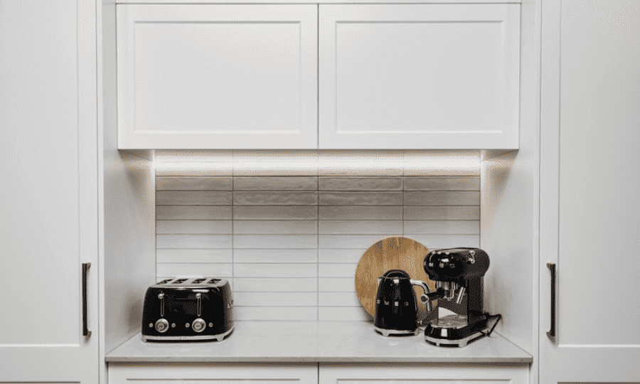 white-kitchen-cupboards