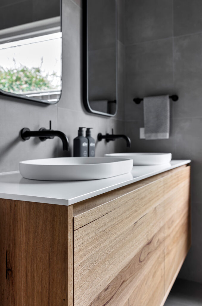 Kingswood Bathroom & Powder Room Renovation
