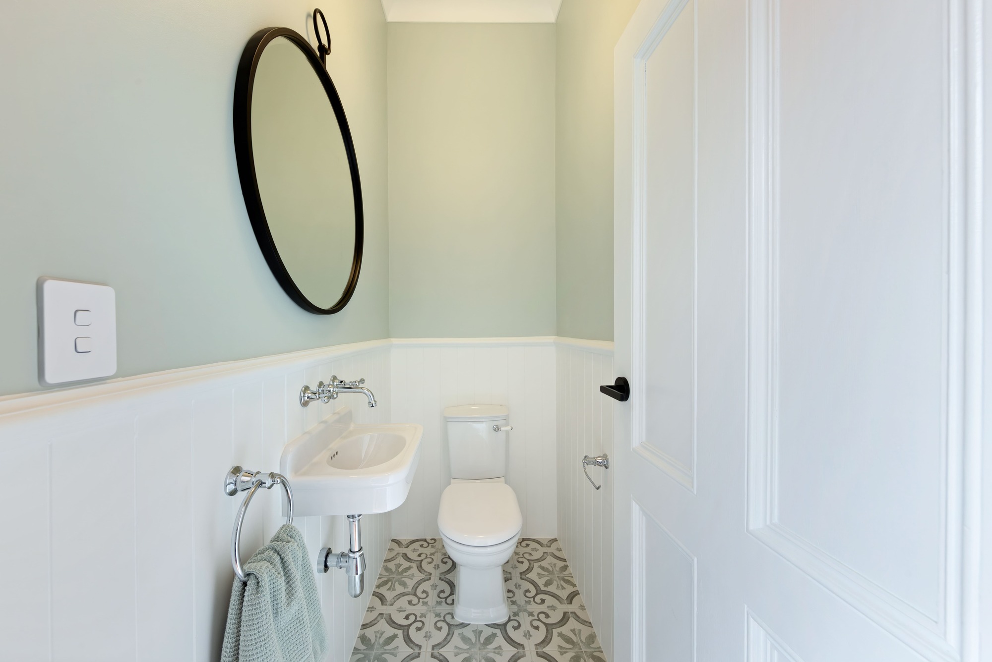 Hamptons Style Bathroom, V-Jay Panelling Wainscoting, Mosaic Floor Tiles and Traditional Basin with Chrome Accessories