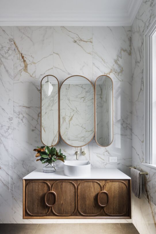 Luxurious Art-Deco Bathroom Mirror