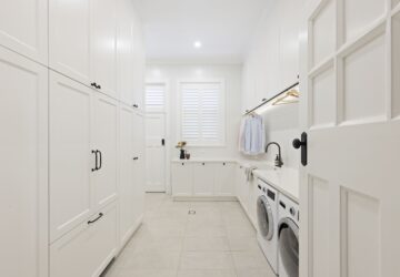 Hampton style laundry renovation