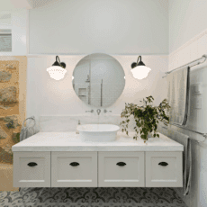 Traditional Country Style Bathroom